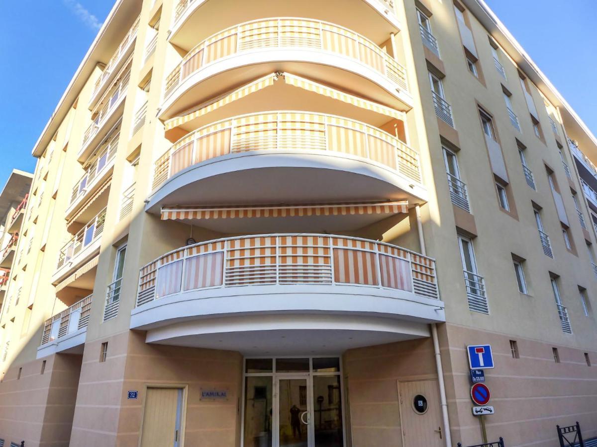 Apartment Residence L'Amiral By Interhome Saint-Raphaël Eksteriør bilde